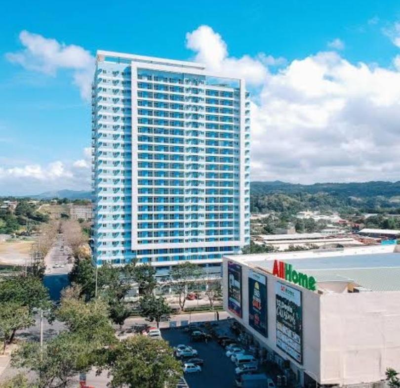 Lifestyle At The Loop Towers Condotel คากายันเดโอโร ภายนอก รูปภาพ